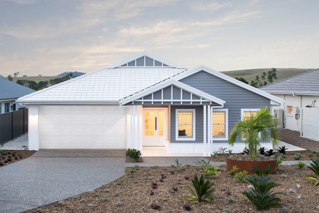 <u><a href="https://www.montgomeryhomes.com.au/display-home/avalon-2-249-display-home/">Avalon 249 Display Home in Lochinvar </a></u>