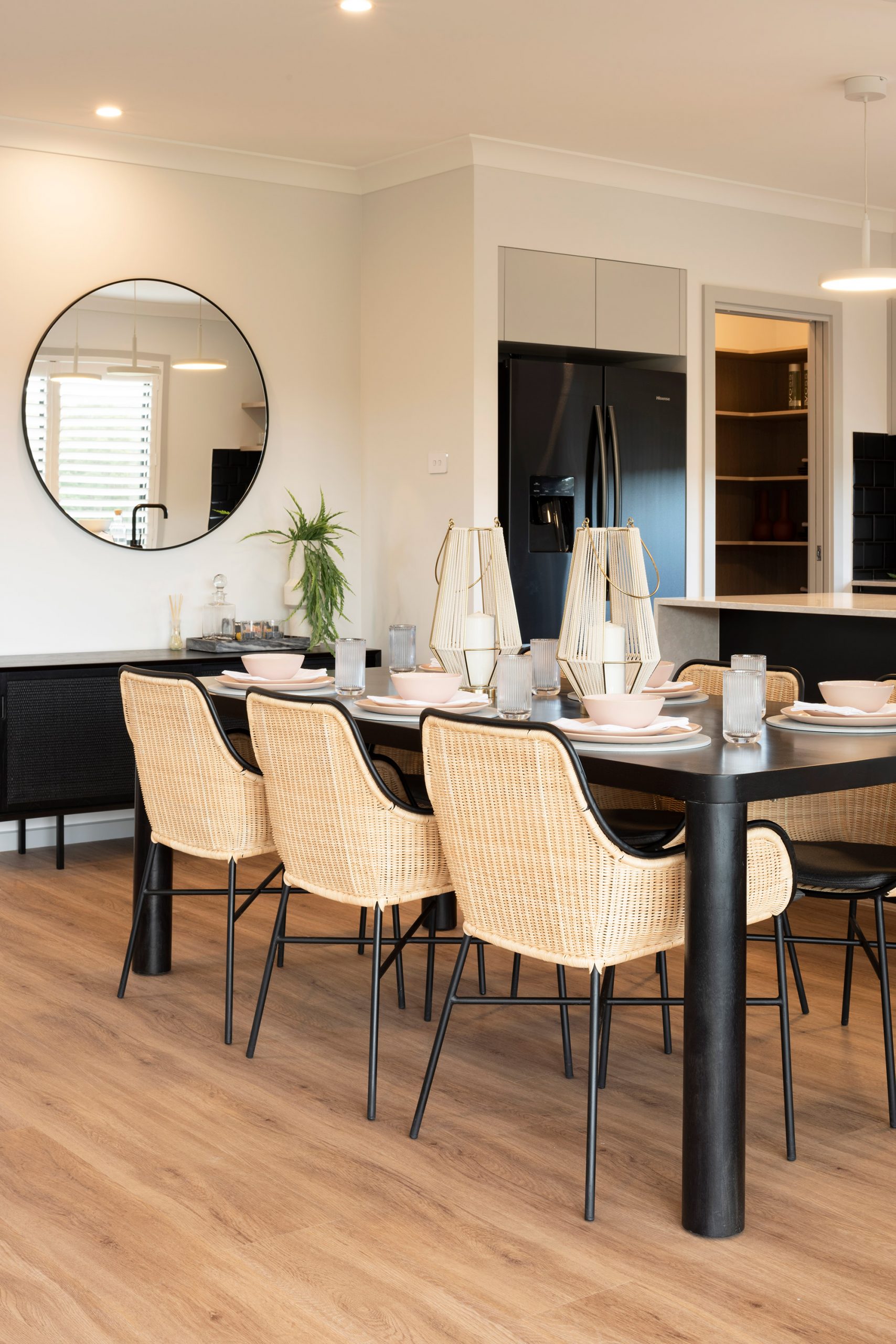 Byron dining room
