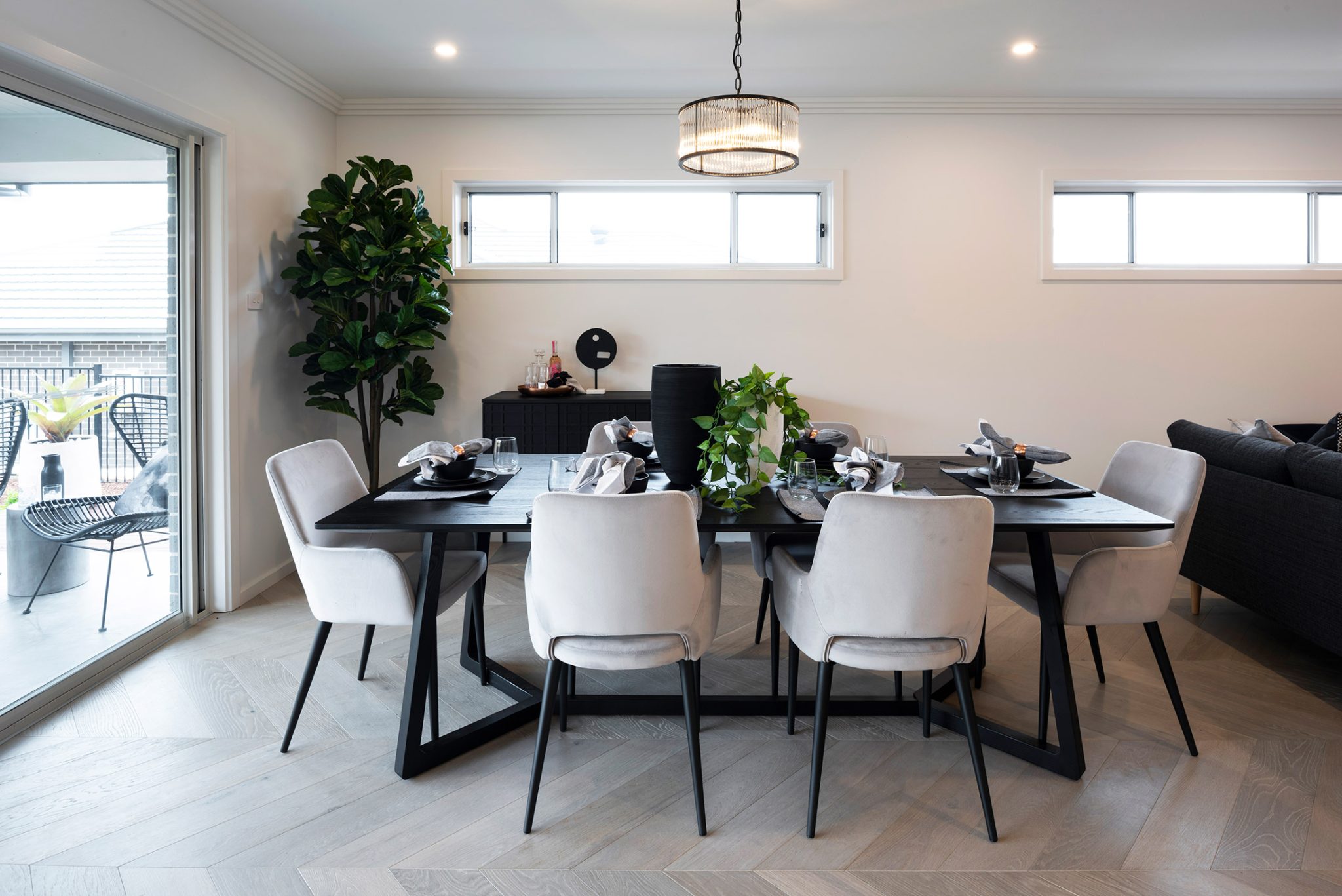 Riviera dining room