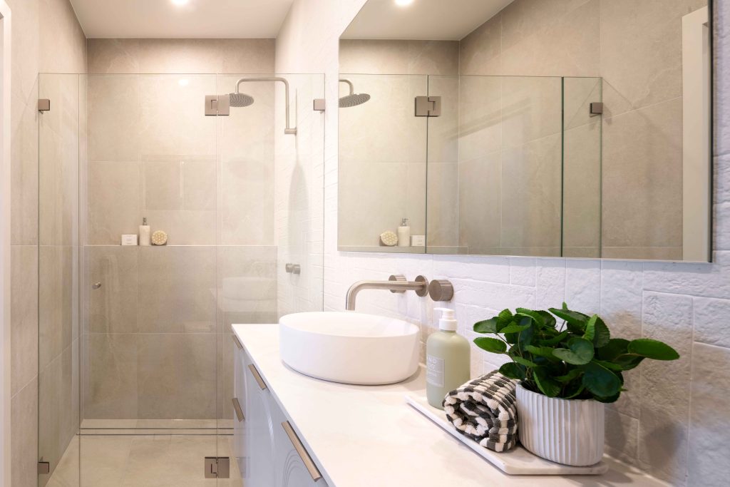 <u><a href="https://www.montgomeryhomes.com.au/display-home/airlie-245-cameron-grove/">Airlie 245 at Cameron Grove </a></u>