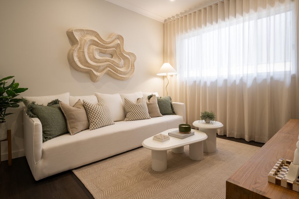 <u><a href="https://www.montgomeryhomes.com.au/display-home/airlie-245-cameron-grove/">Airlie 245 Display Home at Cameron Grove</a></u>