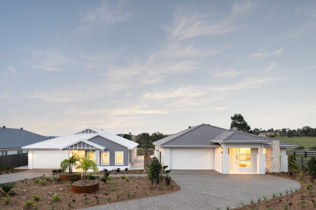 display homes in Lochinvar