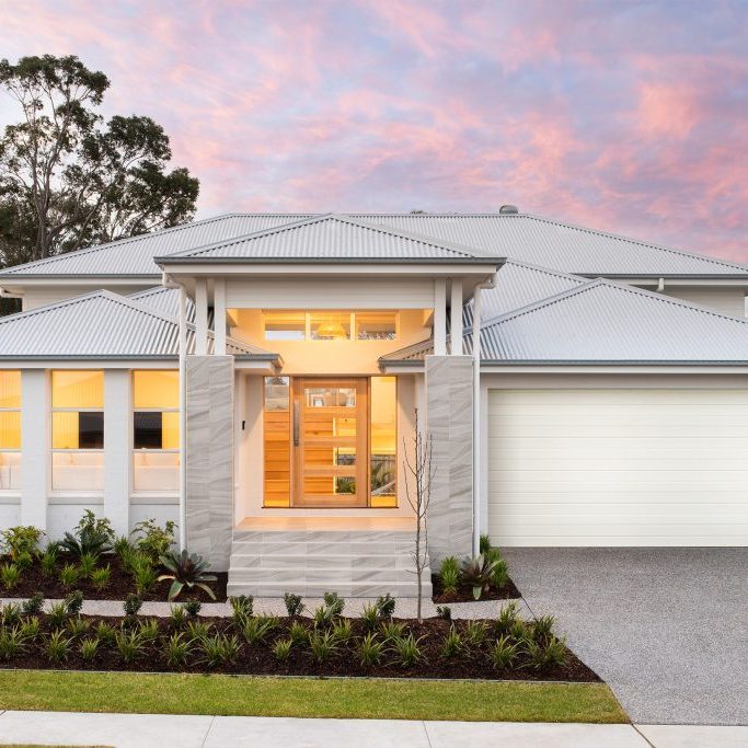 <u><a href="https://www.montgomeryhomes.com.au/display-home/carolina-1-311-display-thornton/">Carolina 1 311 Display Home at HomeWorld Thornton</a></u>