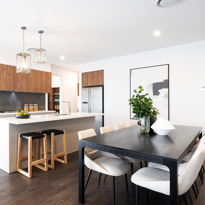 <u><a href="https://www.montgomeryhomes.com.au/display-home/airlie-245-display-thornton/">Airlie 245 Display Home at HomeWorld Thornton</a></u>