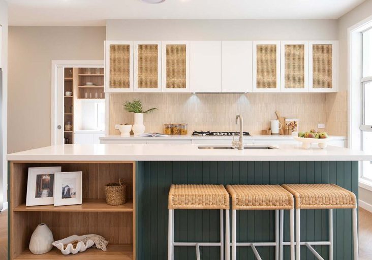 Montgomery-Homes-Airlie-222-Display-Home-Lochinvar-Kitchen